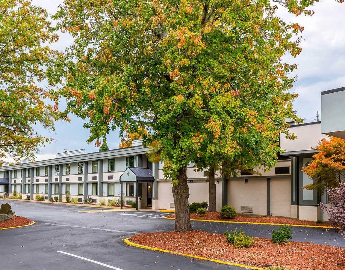 Clarion 2* Belle Vernon